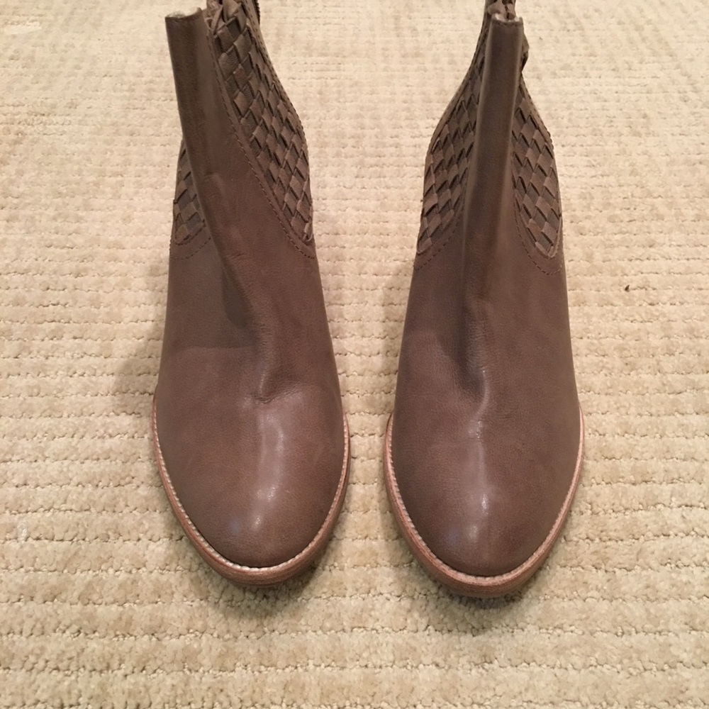 Aquatalia Brown Woven Leather Heeled Ankle Boots